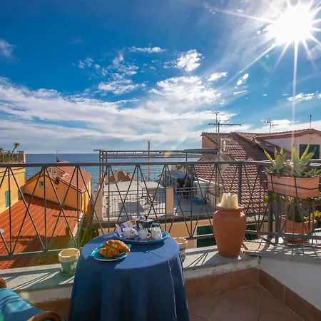 Attico Bellavista Mare Sea View - Happy אלסיו